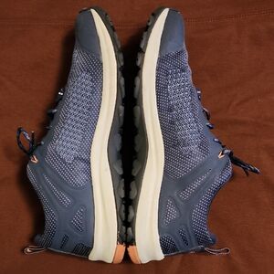 Keen Women's Blue Athletic Walking Shoes, 10.5